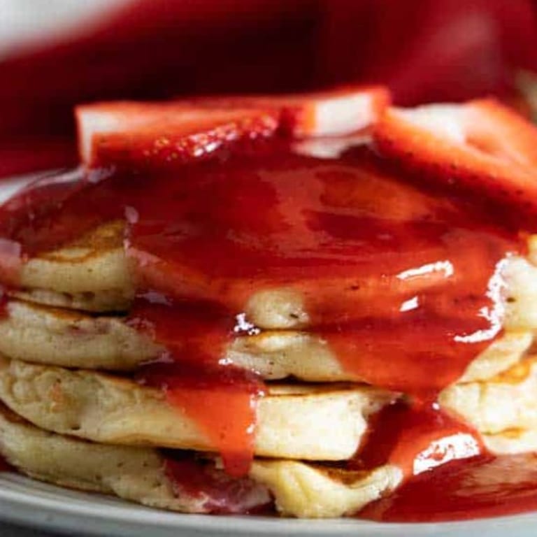 Savor Our Fluffy Pancakes